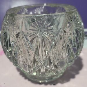 Collectible Avon Crystal cut glass candle holder- starburst and diamonds.